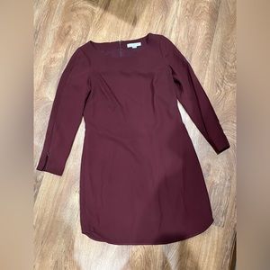 3/$15 
Banana Republic Burgundy Pencil Skirt Lined Dress Zippered Sleeves Size 2